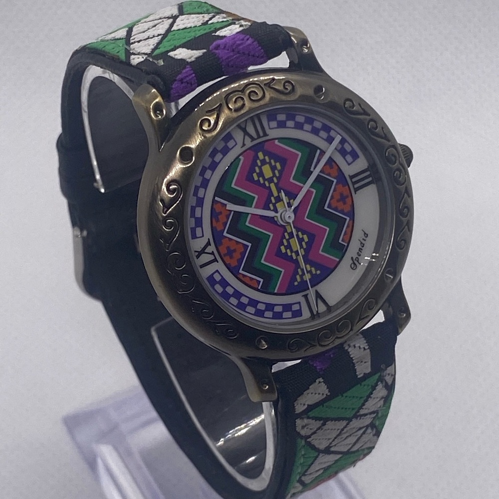 Spendid Multicolored Watch - Picture 3 of 12